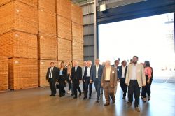 Valdés inauguró en Virasoro, la primera planta procesadora de maderas 