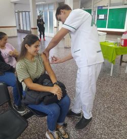 La Provincia extiende la vacunación a otras localidades del interior