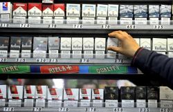 Biden retrasa la prohibición de cigarrillos mentolados