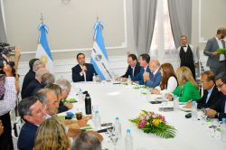 En Goya, Valdés encabezó reunión de Gabinete ampliado
