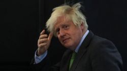 Boris Johnson se olvidó el suyo para sufragar