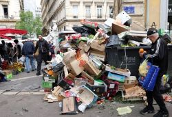 Francia: Huelga de los recolectores de basura