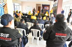 En Mercedes, Provincia capacitó a bomberos en el combate de incendios forestales junto a Nación